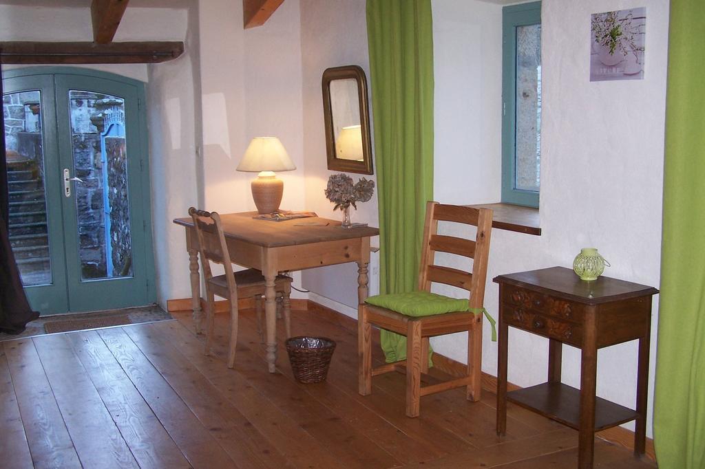 Salomony Chambre d'Hôtes Marcols-les-Eaux Quarto foto